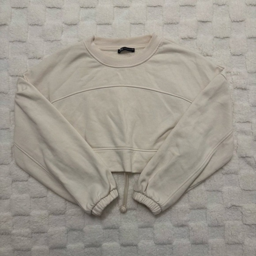Zara Off-White Cropped Hoodie